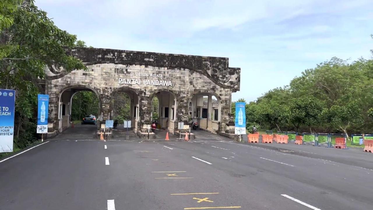 Wisata pantai pandawa